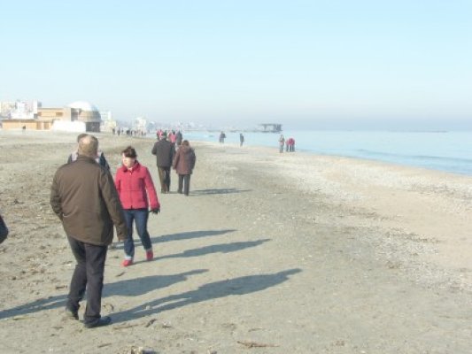 În week-end, vremea frumoasă a scos din case sute de constănţeni